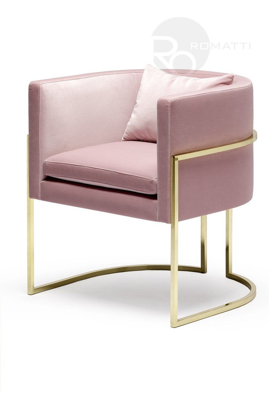 Кресло мягкое с металлическими ножками розовое pearl pink