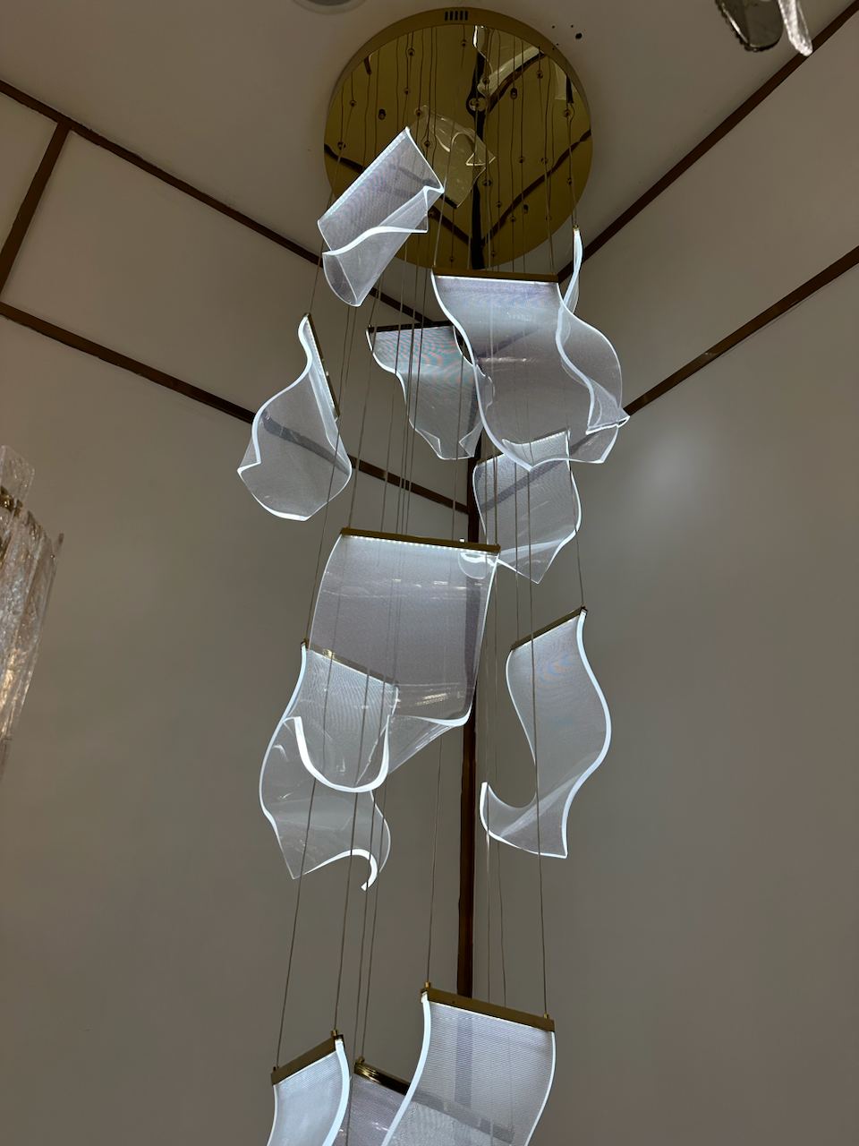 Подвесной светильник DEU by Romatti