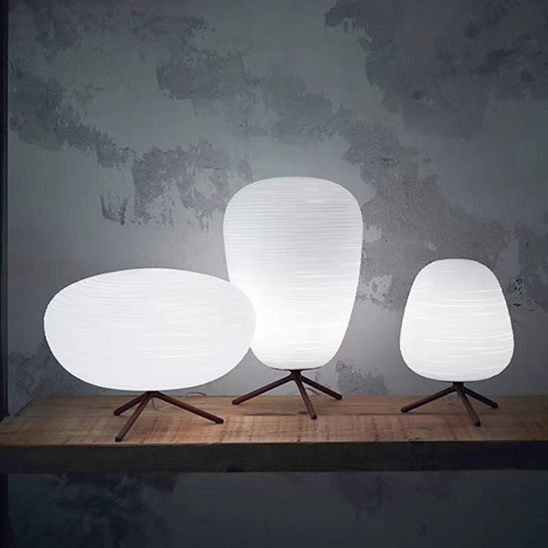 Дизайнерская настольная лампа OLIVE by Romatti