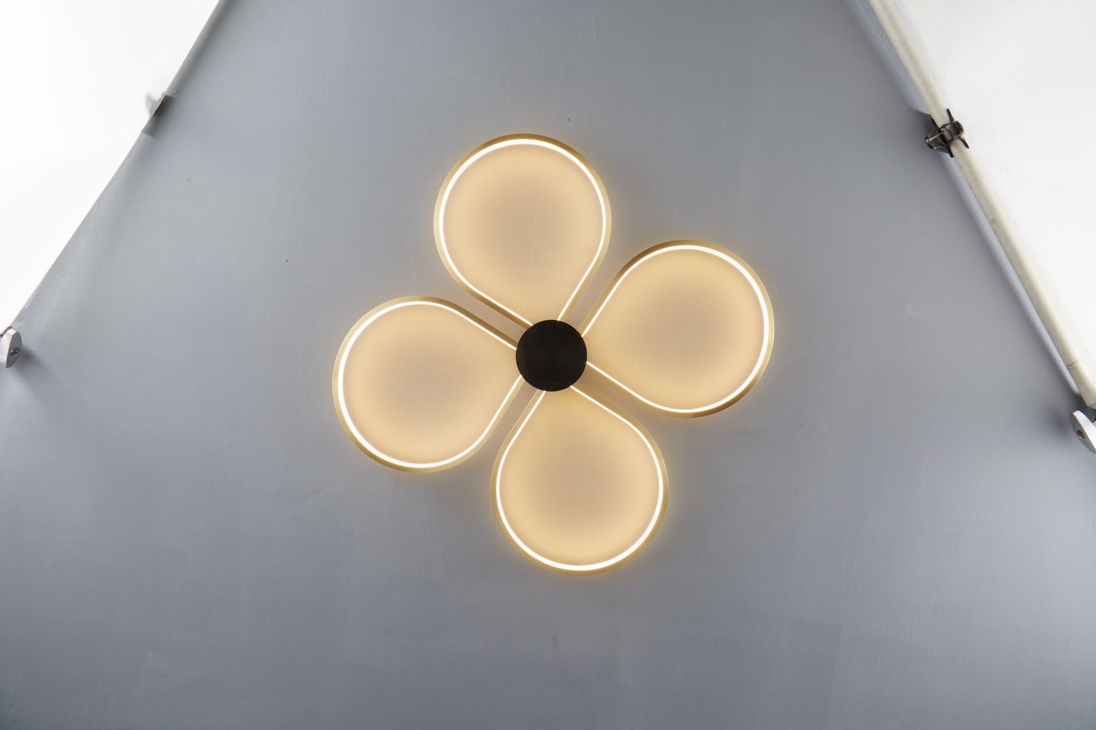 Потолочный светильник TRINI by Romatti