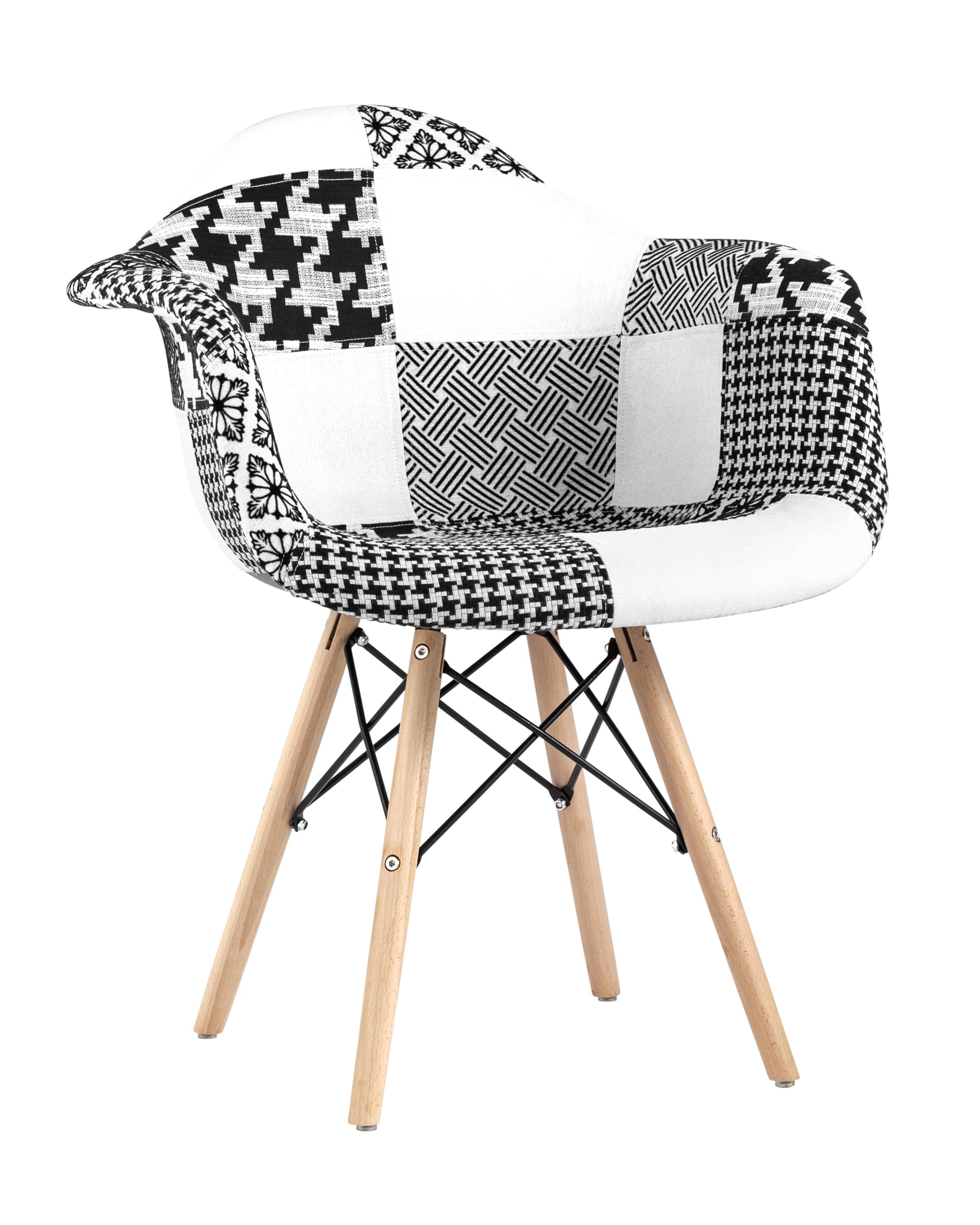 Кресло в стиле пэчворк черно-белое, ножки массив бука